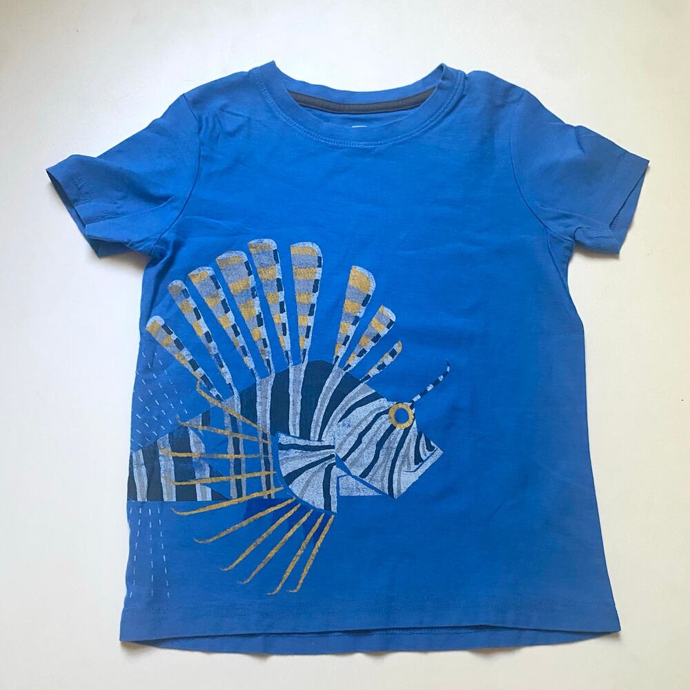 Tea Collection Fish Graphic Short Sleeve Tee Shirt